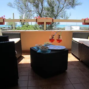 https://alma-nica.it-romehotels.com